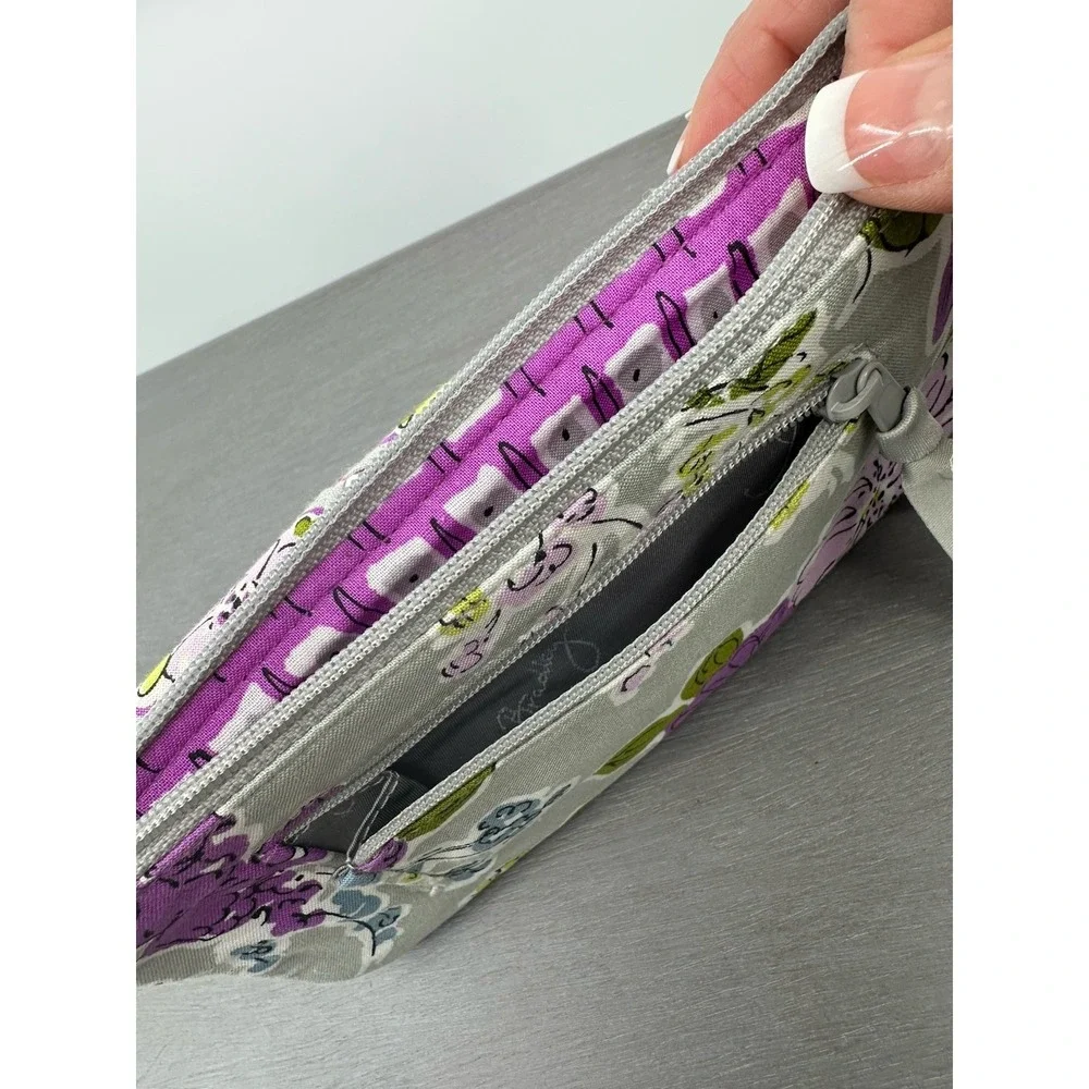 Vera‎ Bradley Criss Cross Wristlet Watercolors Zipper Compartments Wallet